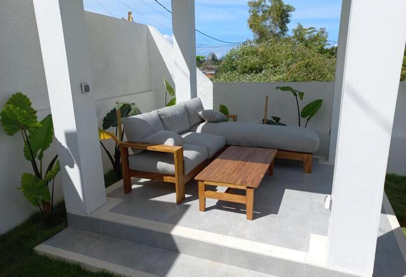 בית מלון כפרי Sari Hills Bali