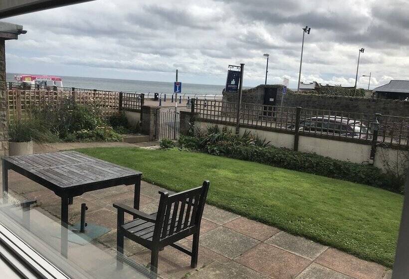 بنسيون Eastwatch Guesthouse