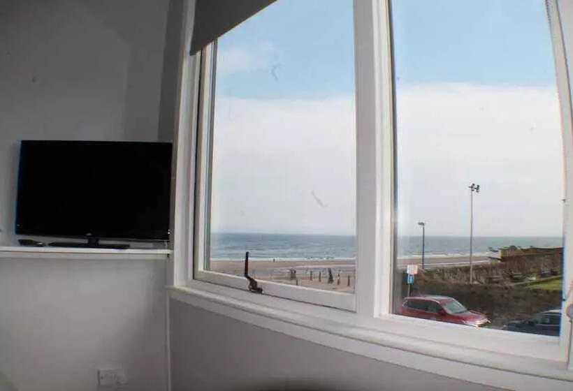 پانسیون Eastwatch Guesthouse