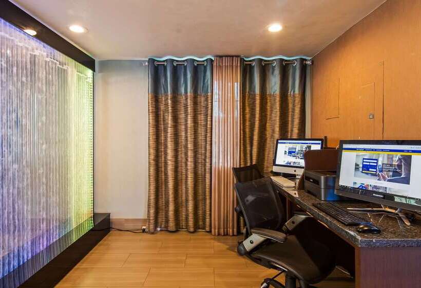 בית מלון כפרי Best Western University Inn Santa Clara