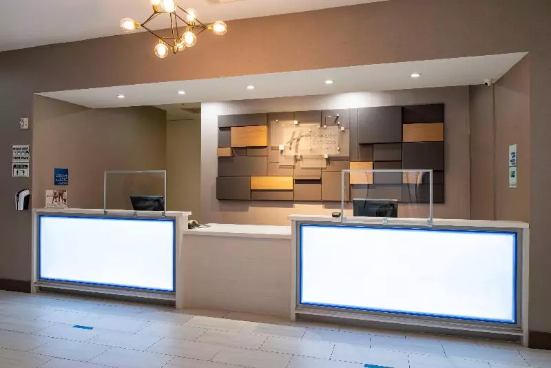 فندق Holiday Inn Express Los Angeles Downtown West By Ihg