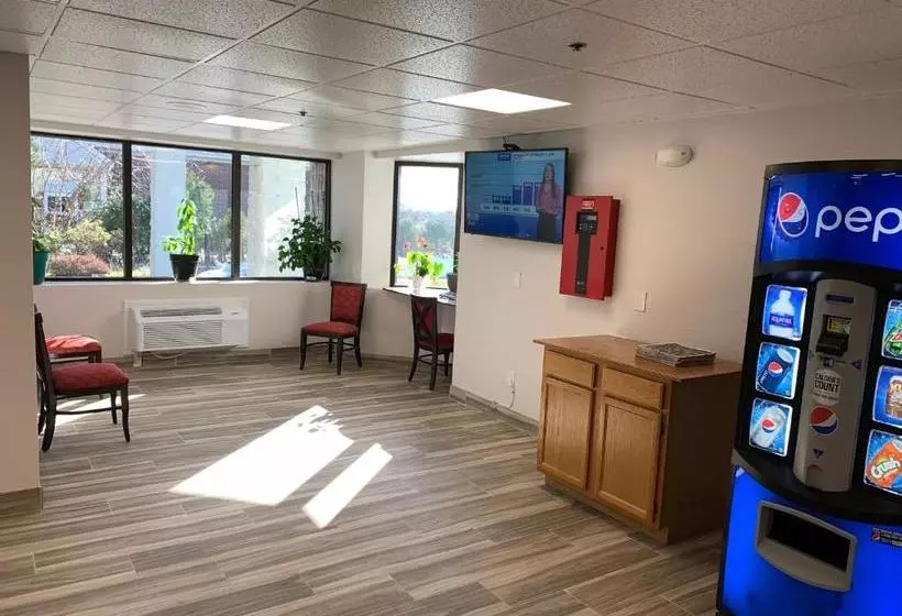 酒店 Magnuson East Syracuse