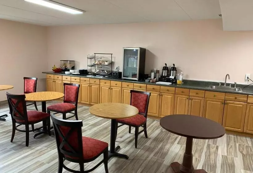 酒店 Magnuson East Syracuse