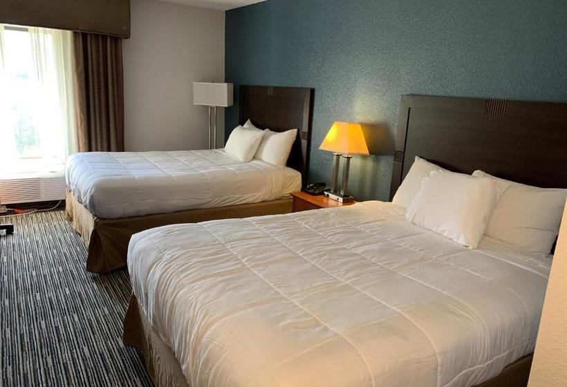 Otel Magnuson  East Syracuse