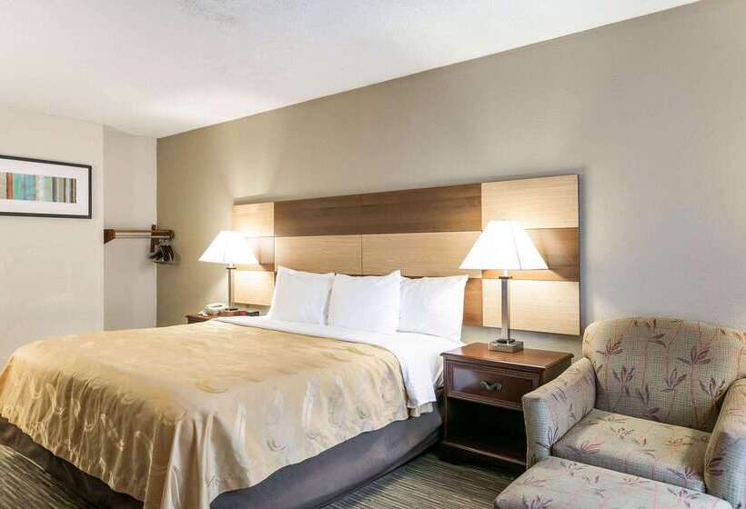 호텔 Quality Inn & Suites Near Lake Eufaula