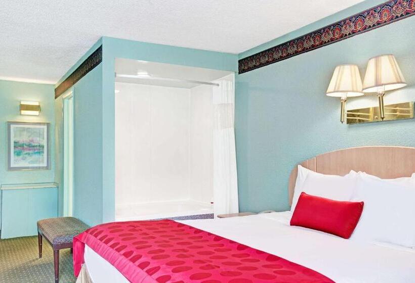 فندق Ramada By Wyndham Parsippany