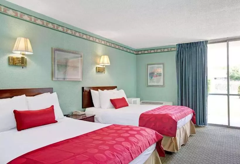 酒店 Ramada By Wyndham Parsippany