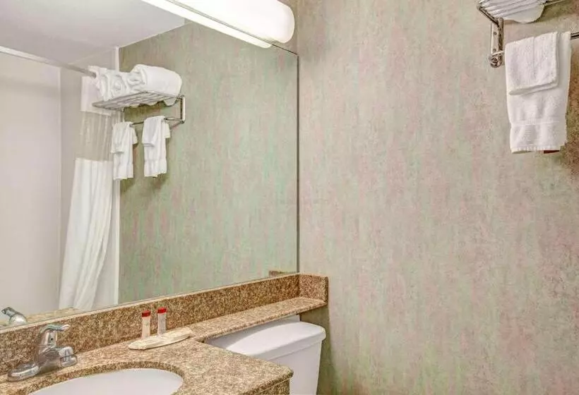 酒店 Ramada By Wyndham Parsippany