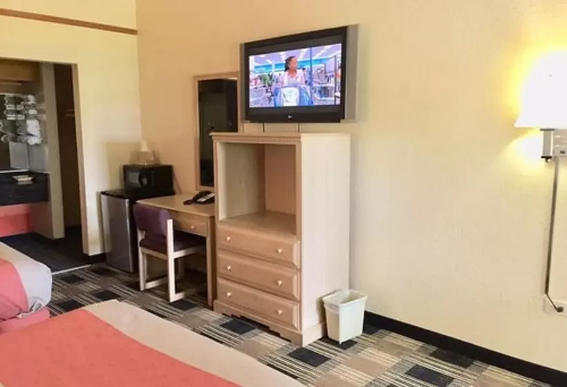 호텔 Red Carpet Inn North Chicago