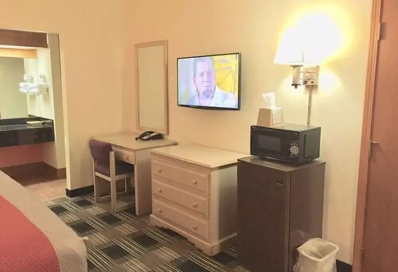 호텔 Red Carpet Inn North Chicago