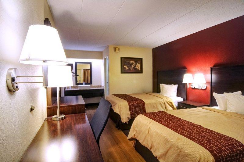 فندق American Inn & Suites Bishop Airport Flint