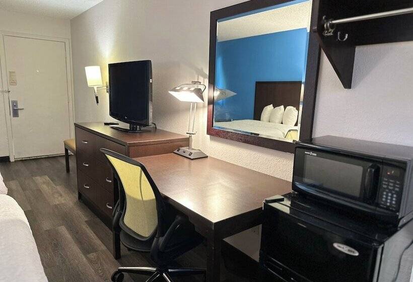 فندق American Inn & Suites Bishop Airport Flint