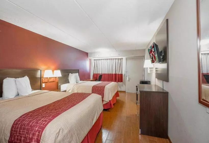 בית מלון כפרי Red Roof Inn Jackson Downtown Fairgrounds