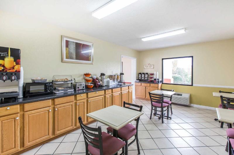 فندق Red Roof Inn Tifton