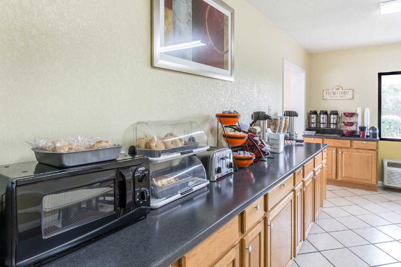 فندق Red Roof Inn Tifton