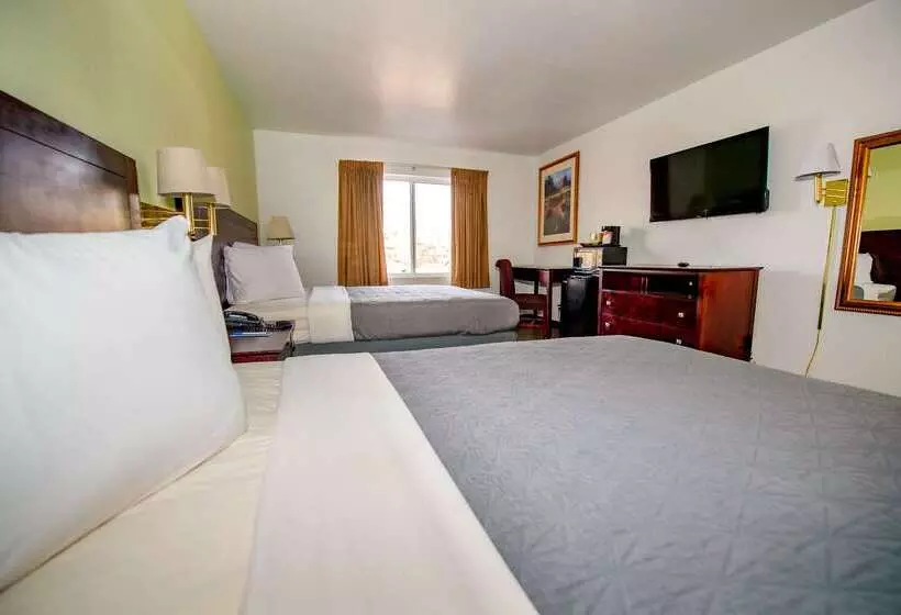ホテル Rodeway Inn Central Colorado Springs
