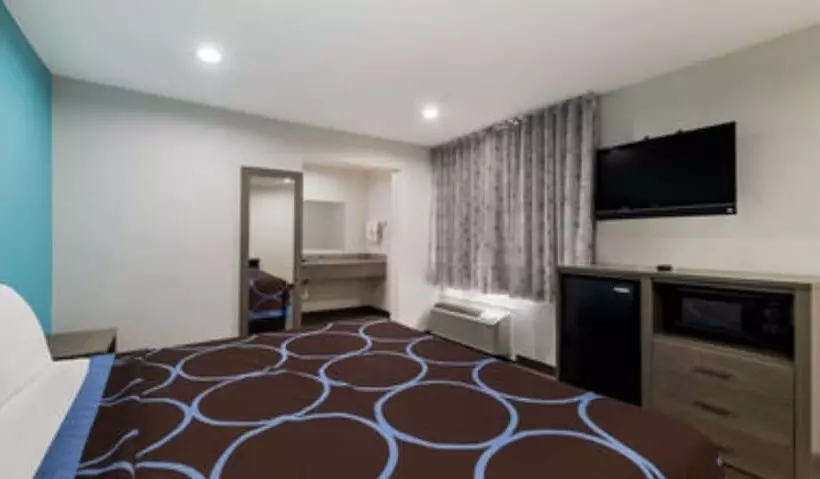 酒店 Super 8 By Wyndham Wichita Falls