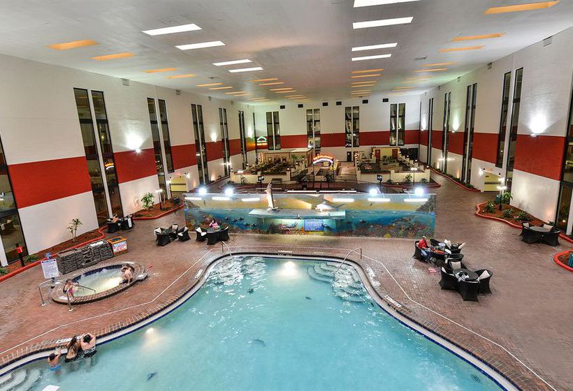 منتجع Magnuson Grand Hotel Maingate West