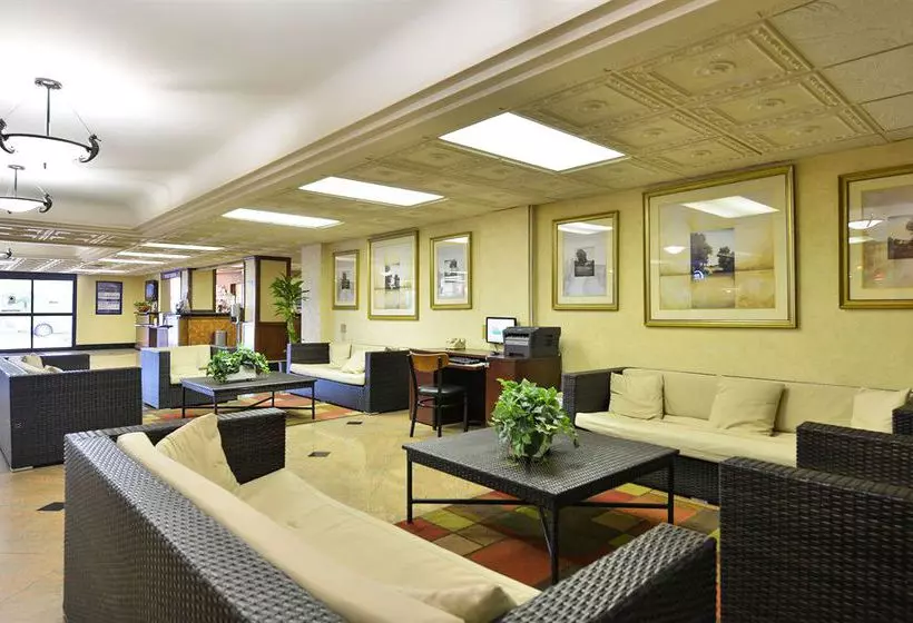 리조트 Magnuson Grand Hotel Maingate West