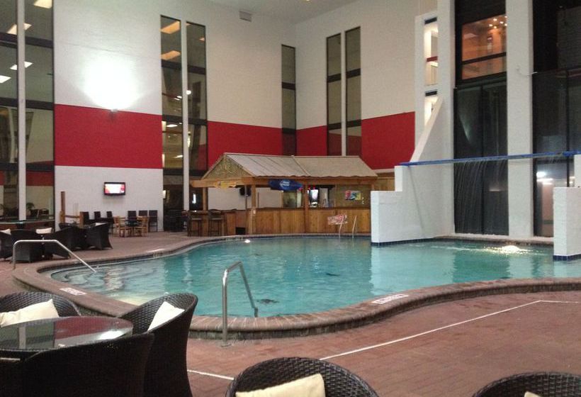 منتجع Magnuson Grand Hotel Maingate West