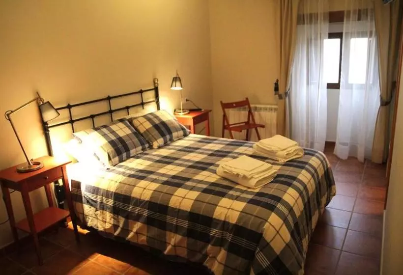 ユースホステル La Posada De Sofuentes