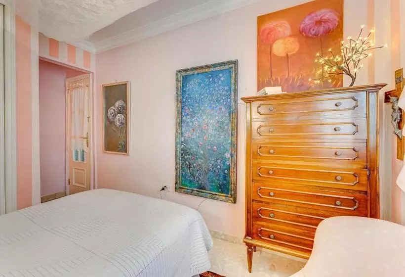 Aamiaismajoitus (B&B) Casa Luminosa