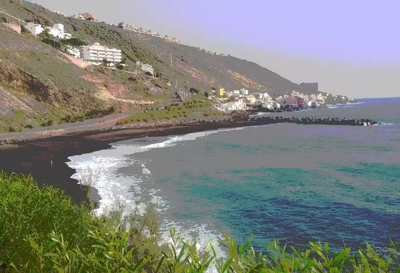 Aamiaismajoitus (B&B) Casa Luminosa