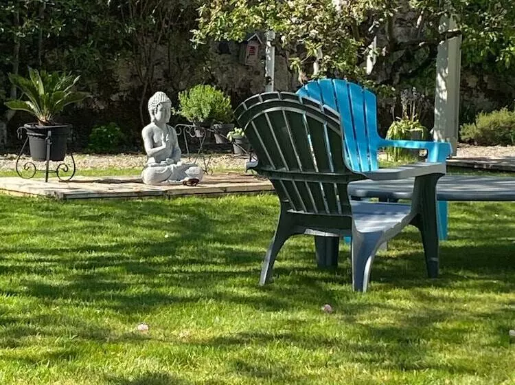 ベッドアンドブレックファースト La Roseraie