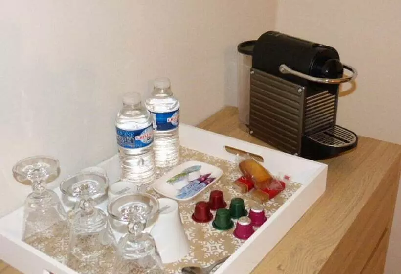 ベッドアンドブレックファースト La Roseraie