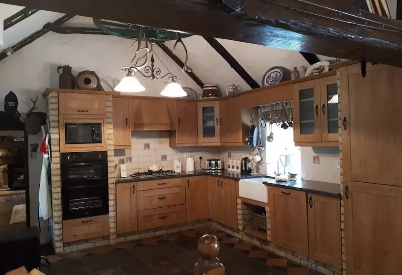 Clarisses Cottage