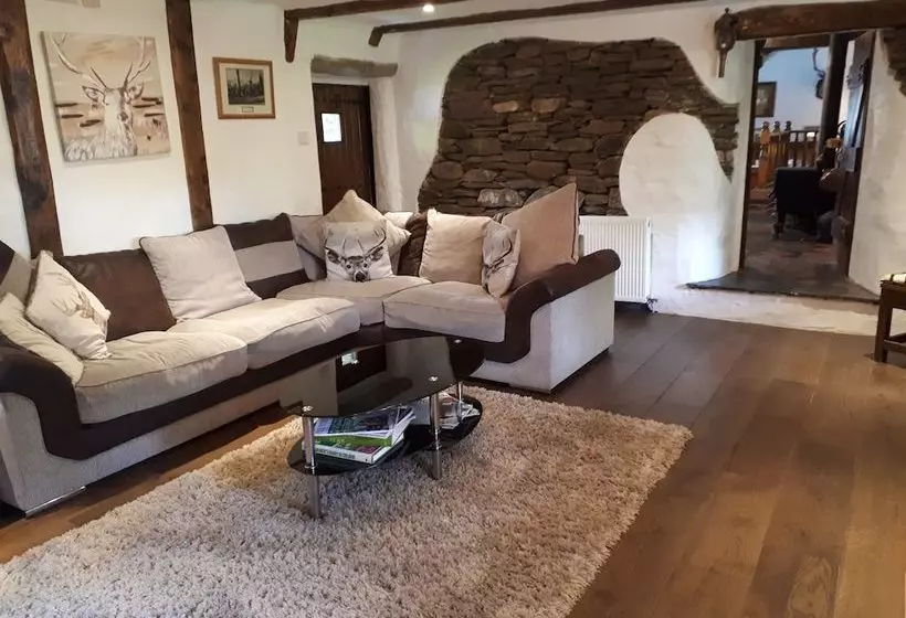 Clarisses Cottage