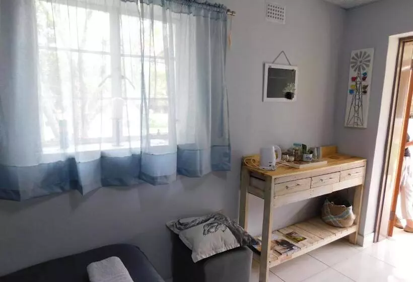 Hotel Meteorite Rest Camp