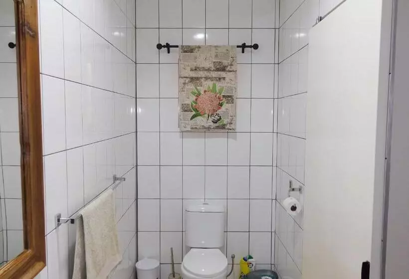 Hotel Meteorite Rest Camp