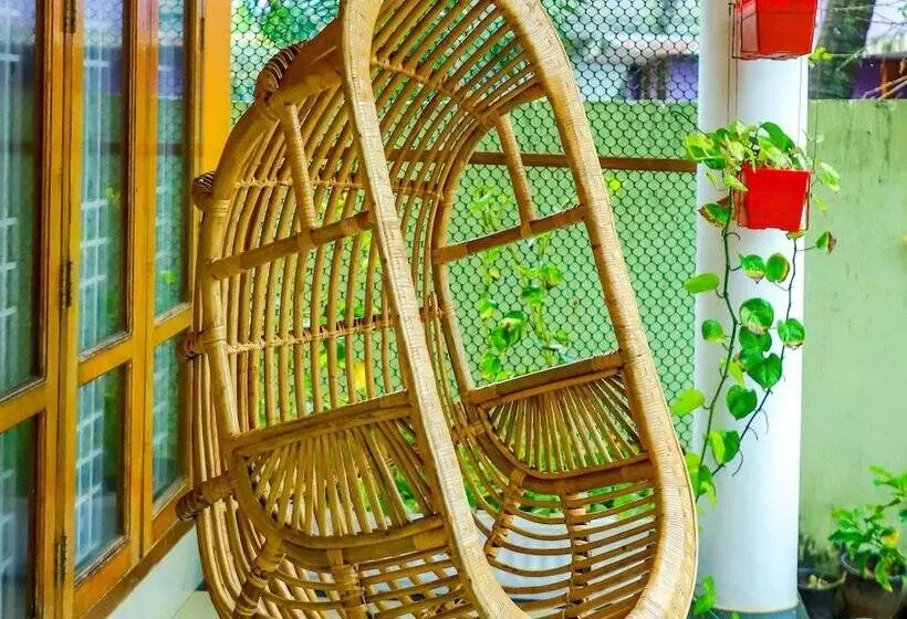 ホテル Nutshellairport Retreat By The Sea