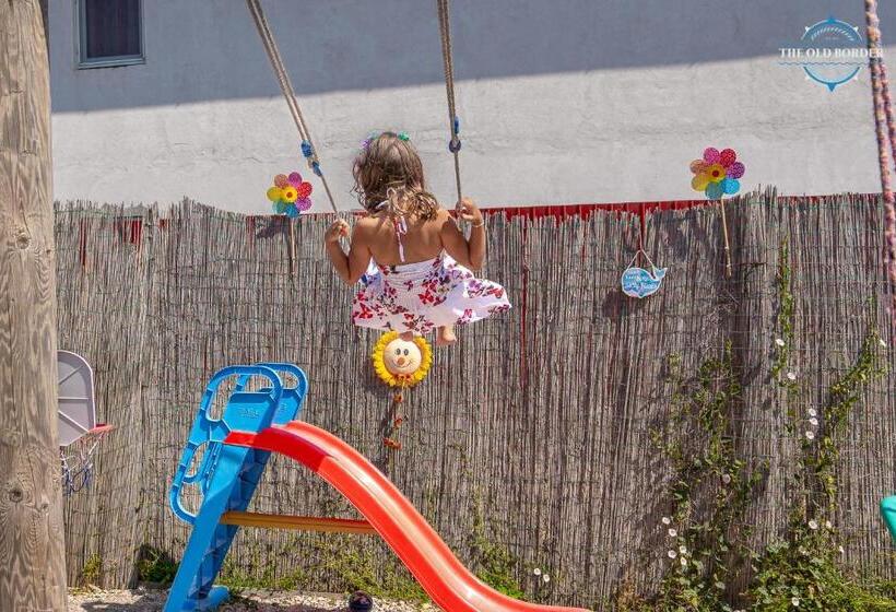 Отель The Old Border