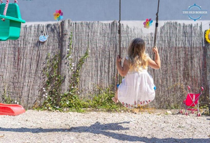 Отель The Old Border