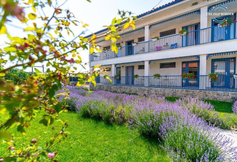 Отель The Old Border