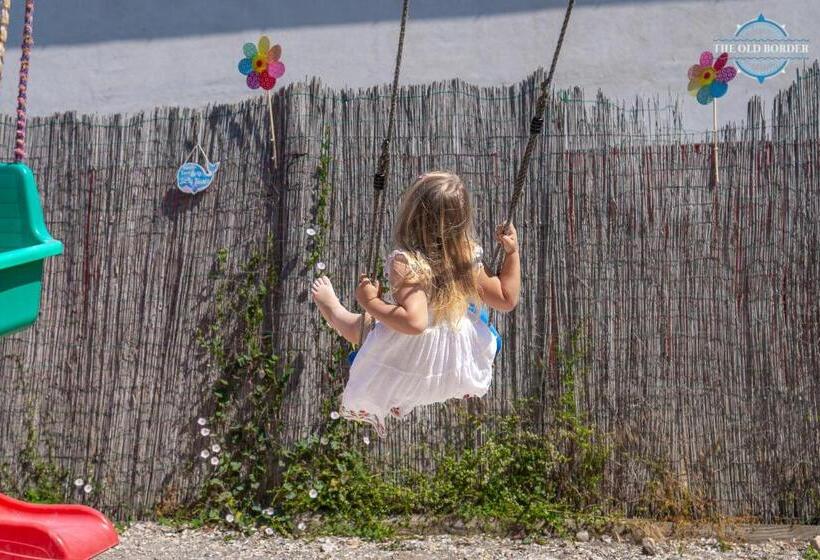 Отель The Old Border