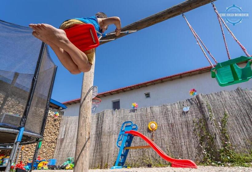 Отель The Old Border