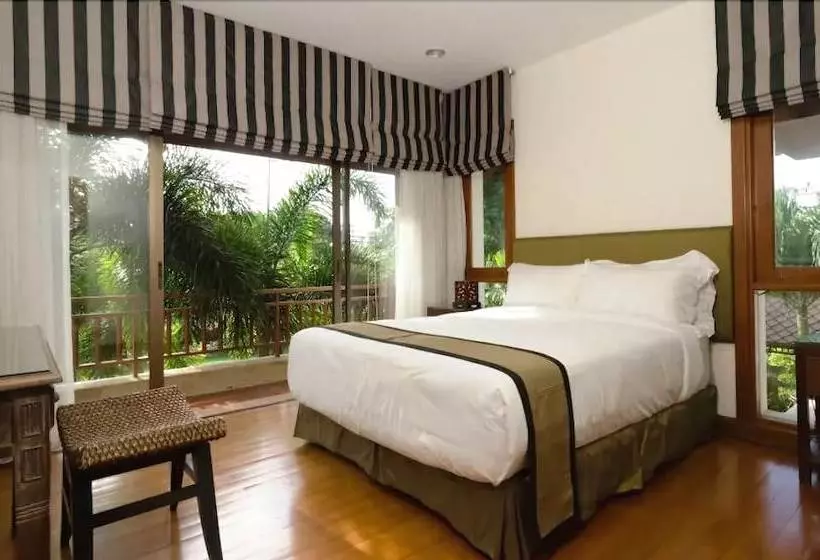 Laguna Golf Villa