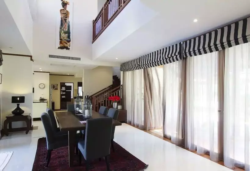 Laguna Golf Villa