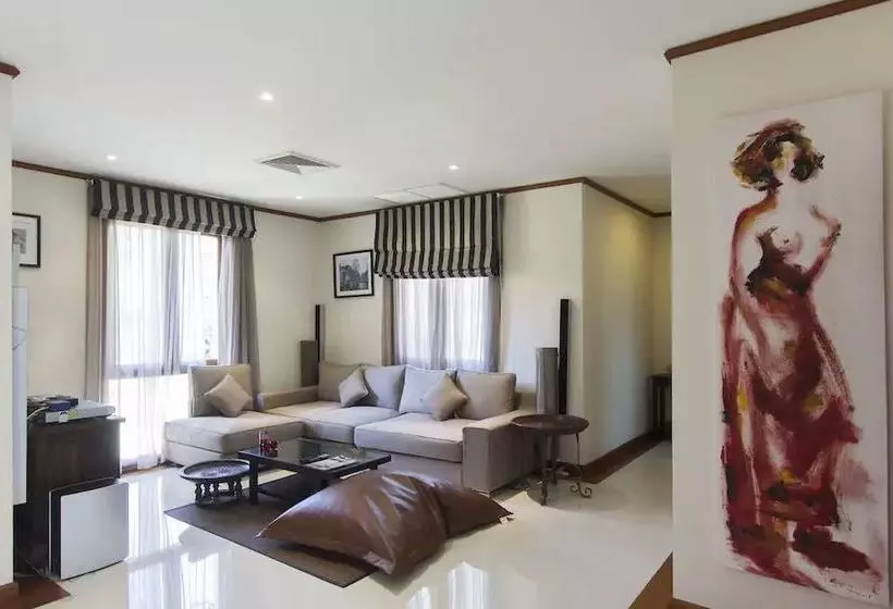 Laguna Golf Villa