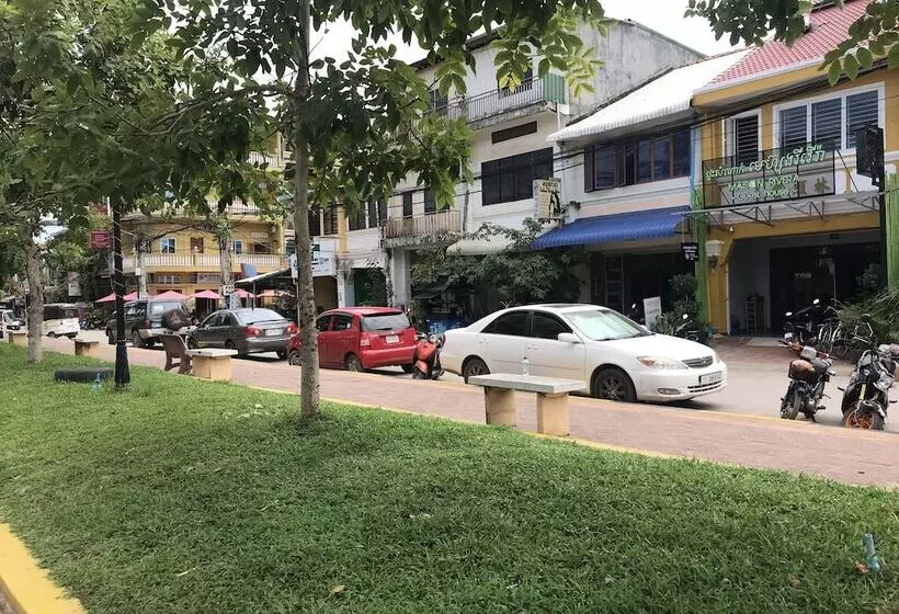 پانسیون Maison Rivera Guest House