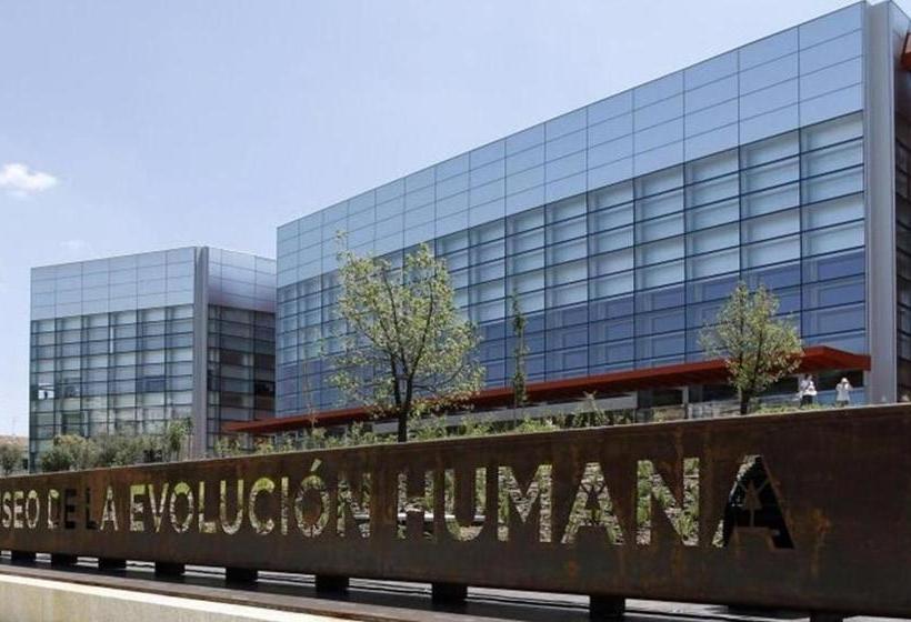 פנסיון Monjes Del Jardín