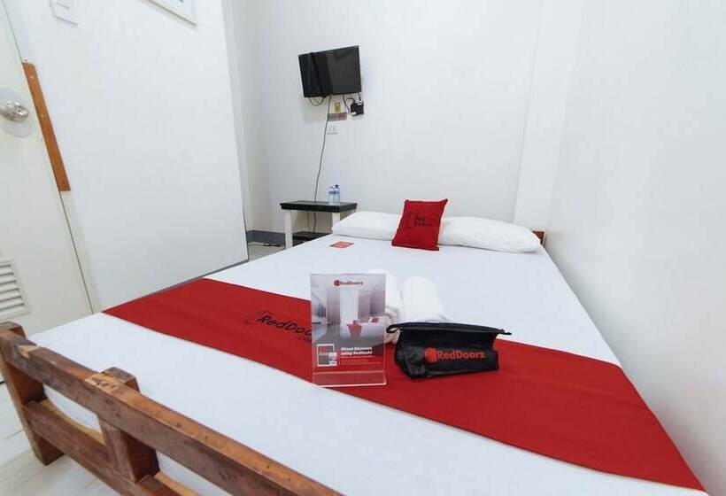 پانسیون Reddoorz @ Plaza Jaro Iloilo