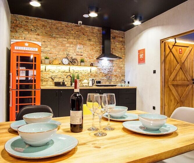 پانسیون Retro Apartments