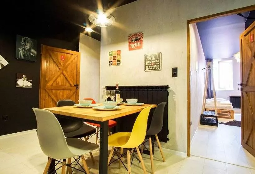 Majatalo Retro Apartments