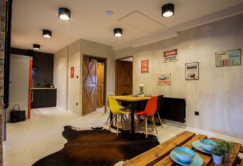 پانسیون Retro Apartments