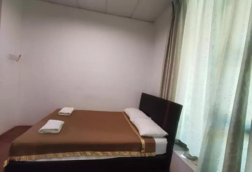 Retkeilymaja Navita Lodge