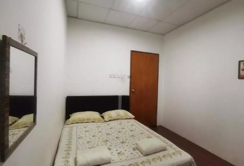 Retkeilymaja Navita Lodge